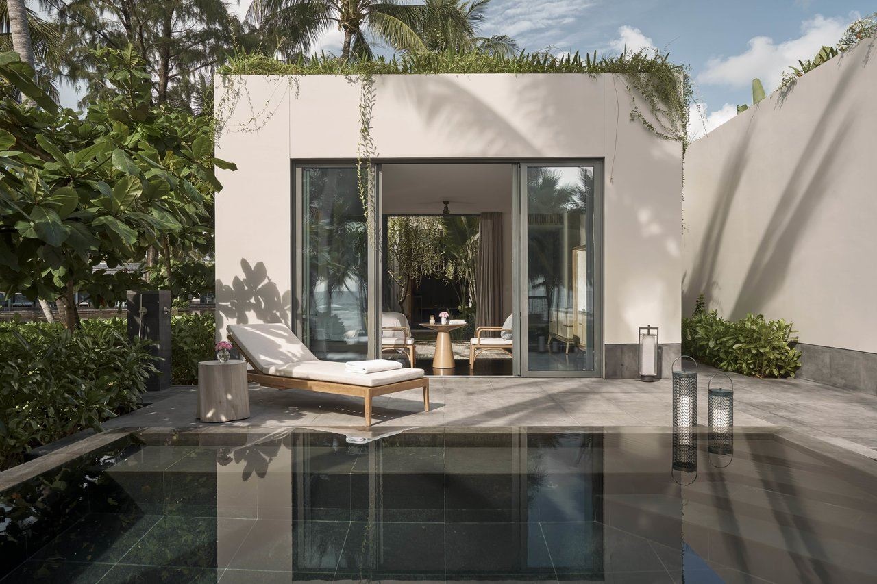 rooms-fourbedroom-beach-pool-villa