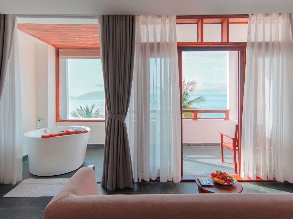rooms-executive-ocean-suite