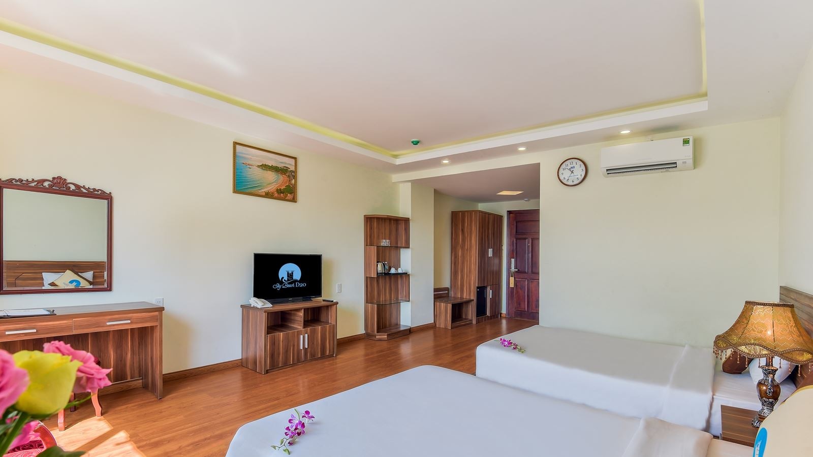 rooms-superior-city-view-1