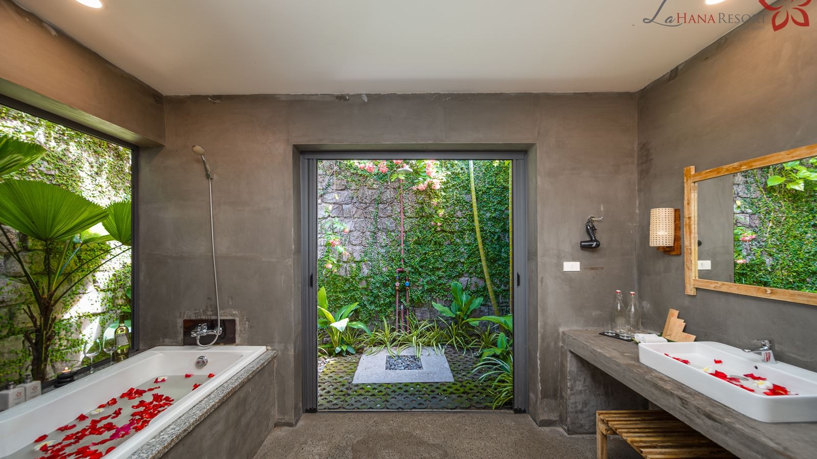 rooms-hill-bungalow-with-bathtub-child-without-extra-bed