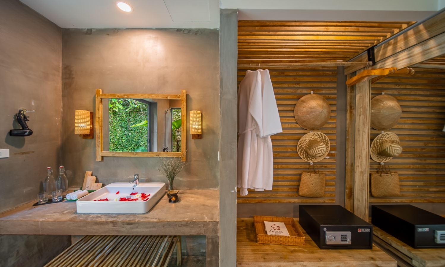 rooms-deluxe-bungalow-with-gardenview