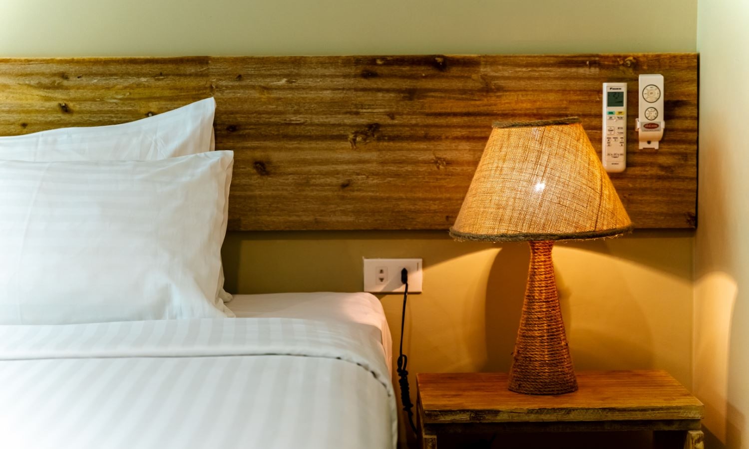 rooms-deluxe-twin-with-gardenview