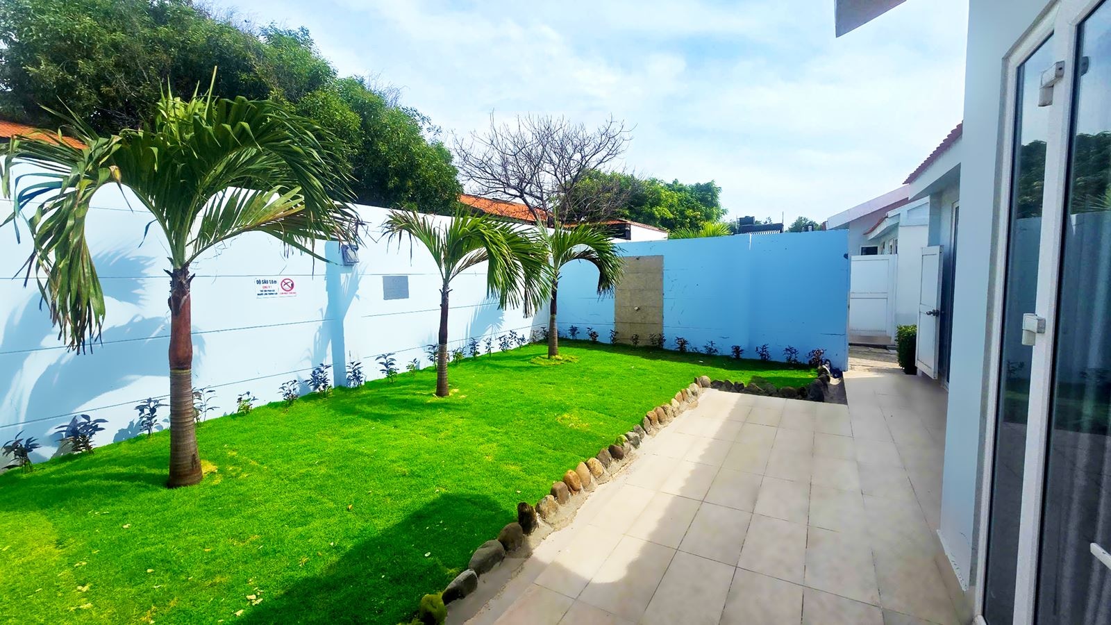 rooms-villa-2-bedrooms-with-garden-view