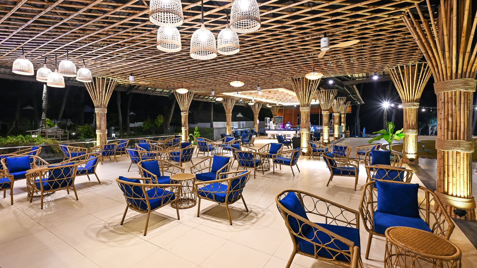 restaurants-oceania-restaurant--pool