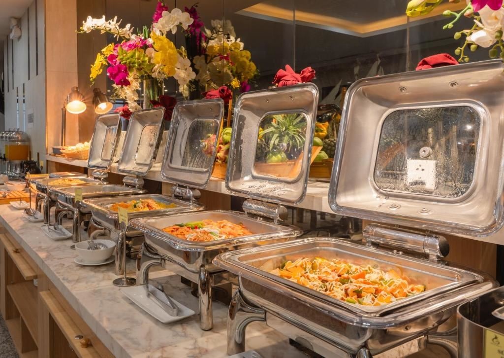 restaurants-restaurant