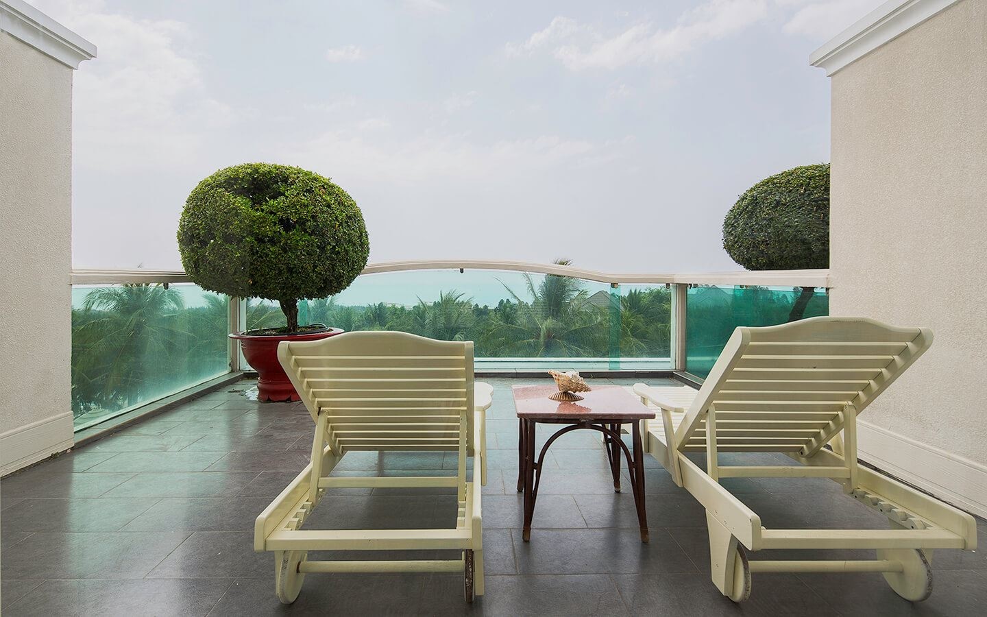 rooms-premium-deluxe-with-balcony-child-without-extra-bed