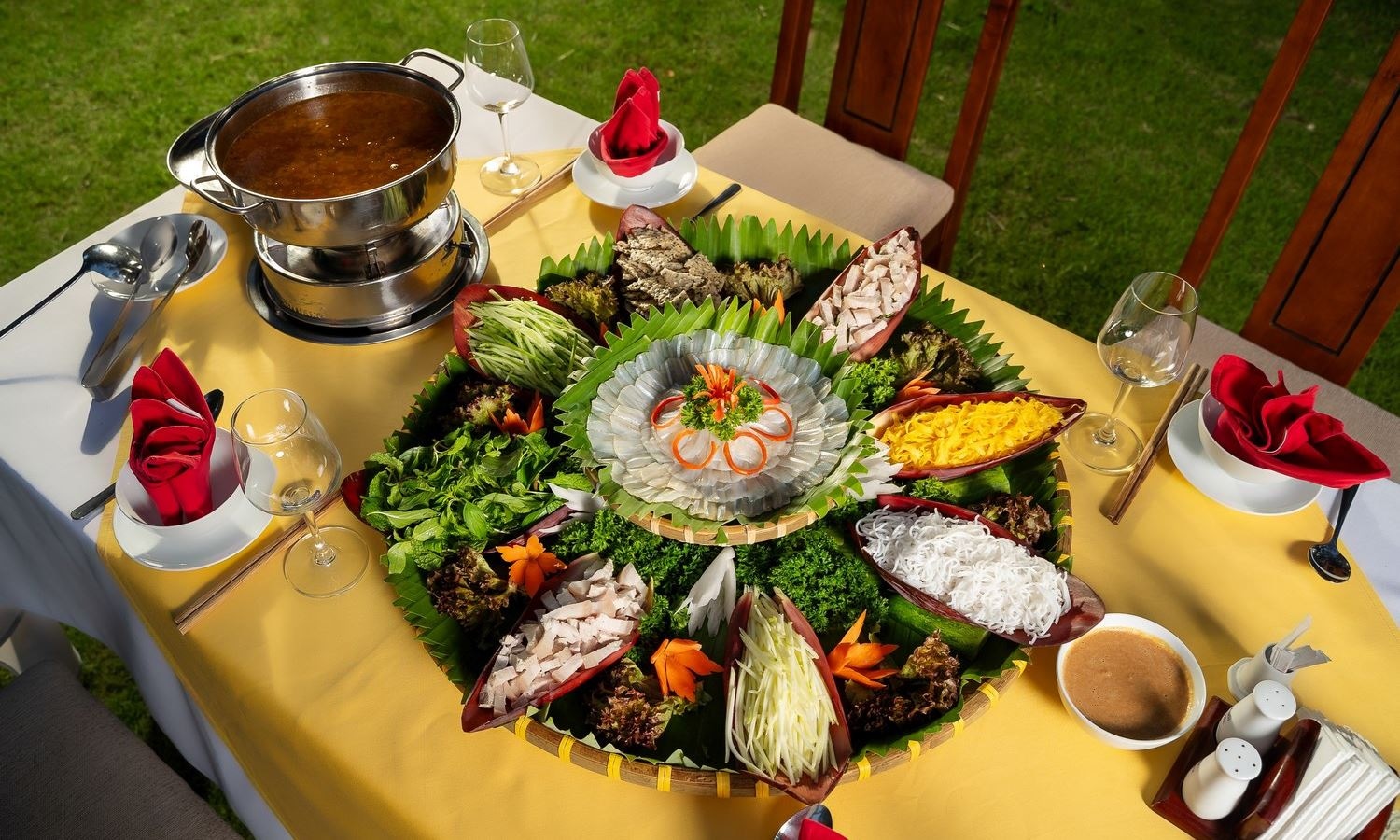 restaurants-restaurant