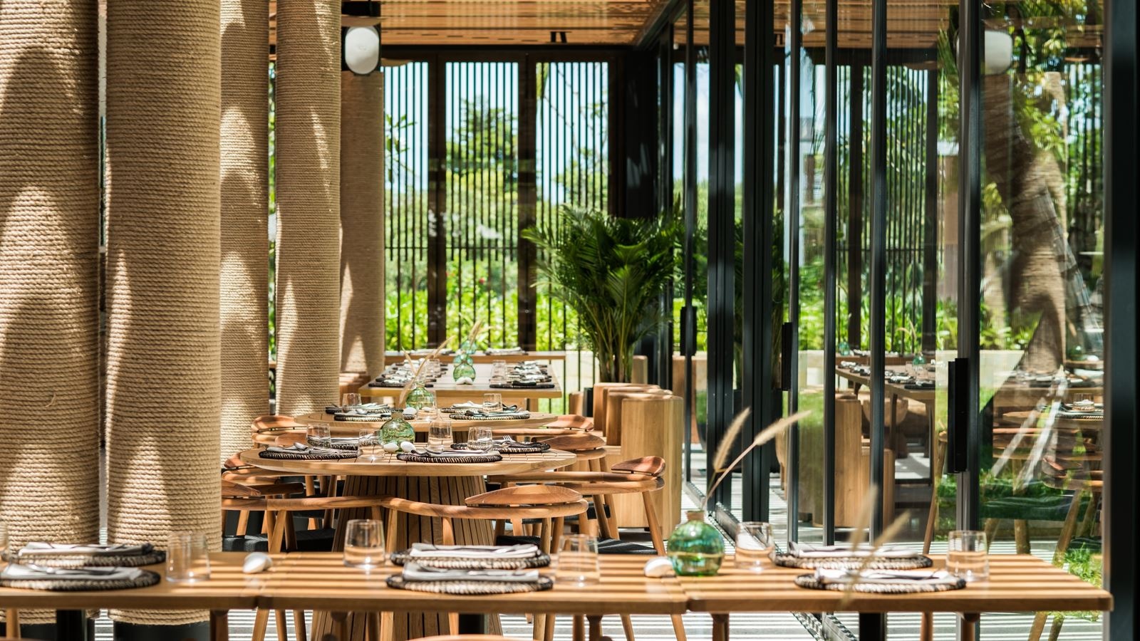 restaurants-the-sandal