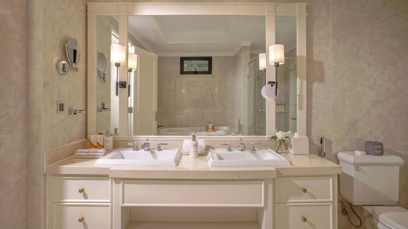 rooms-the-level-3bedroom-villa-ocean-view-with-private-pool