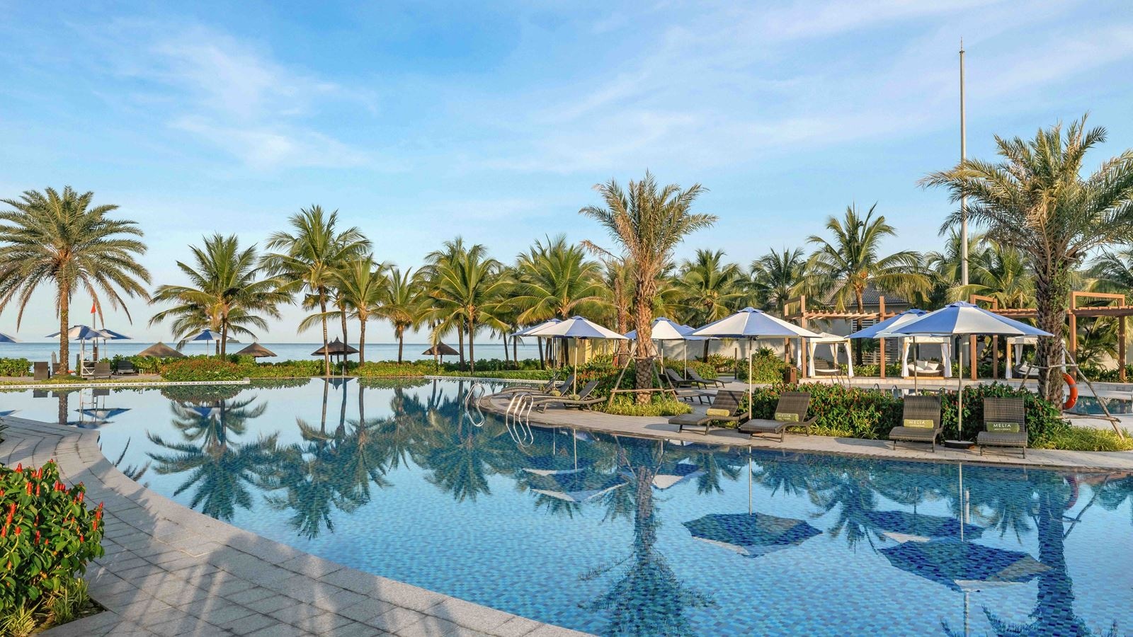 pools-outdoor-childrens-pool