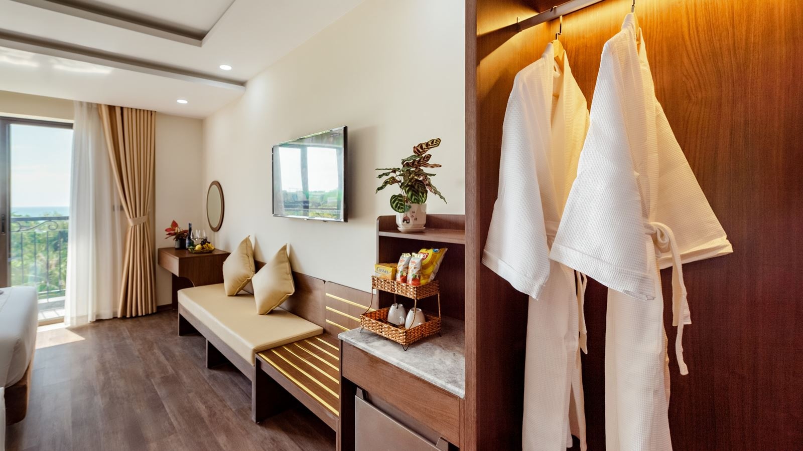 rooms-aura-delight-with-sea-view