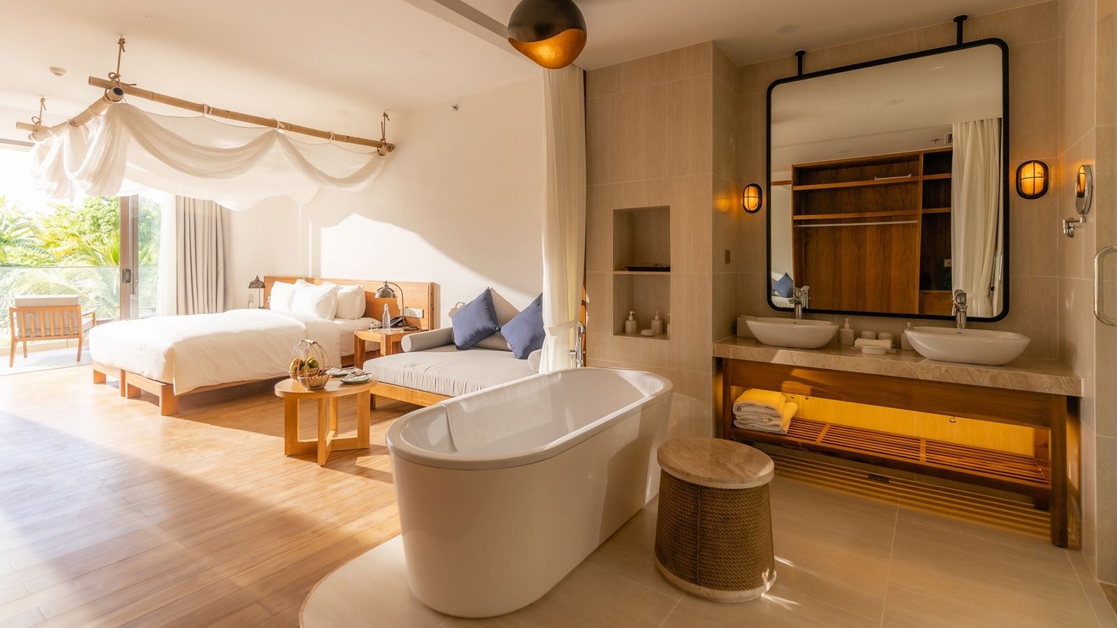 rooms-deluxe-gardenview