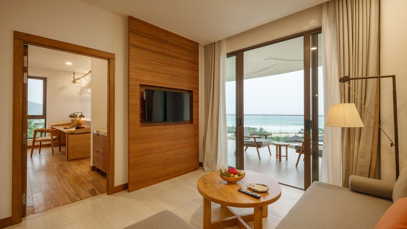 rooms-suite-2-bedroom-seaview