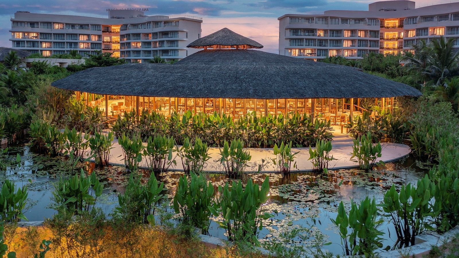restaurants-ana-sand-house