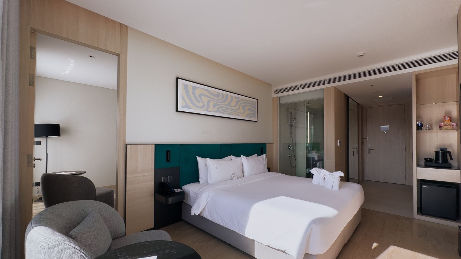 rooms-family-sea-view-with-balcony