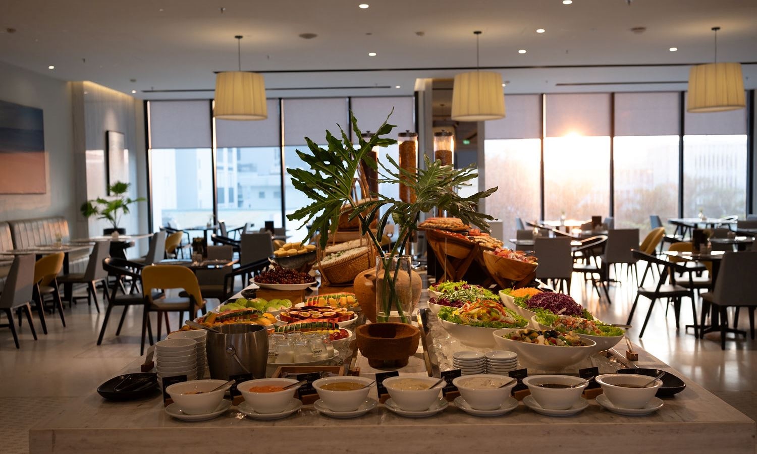 restaurants-main-building