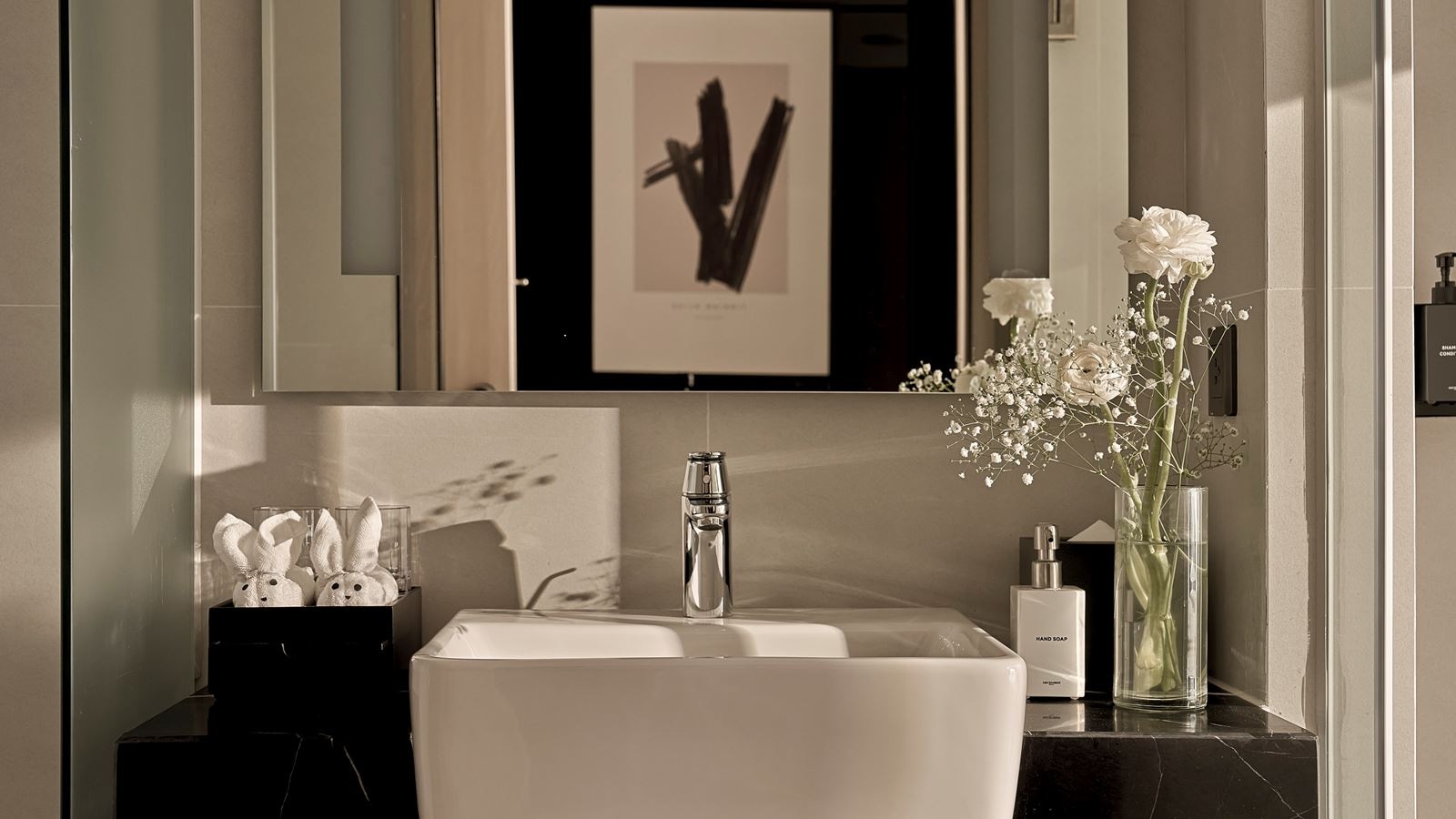 rooms-senior-sea-view-with-balcony-child-without-extra-bed