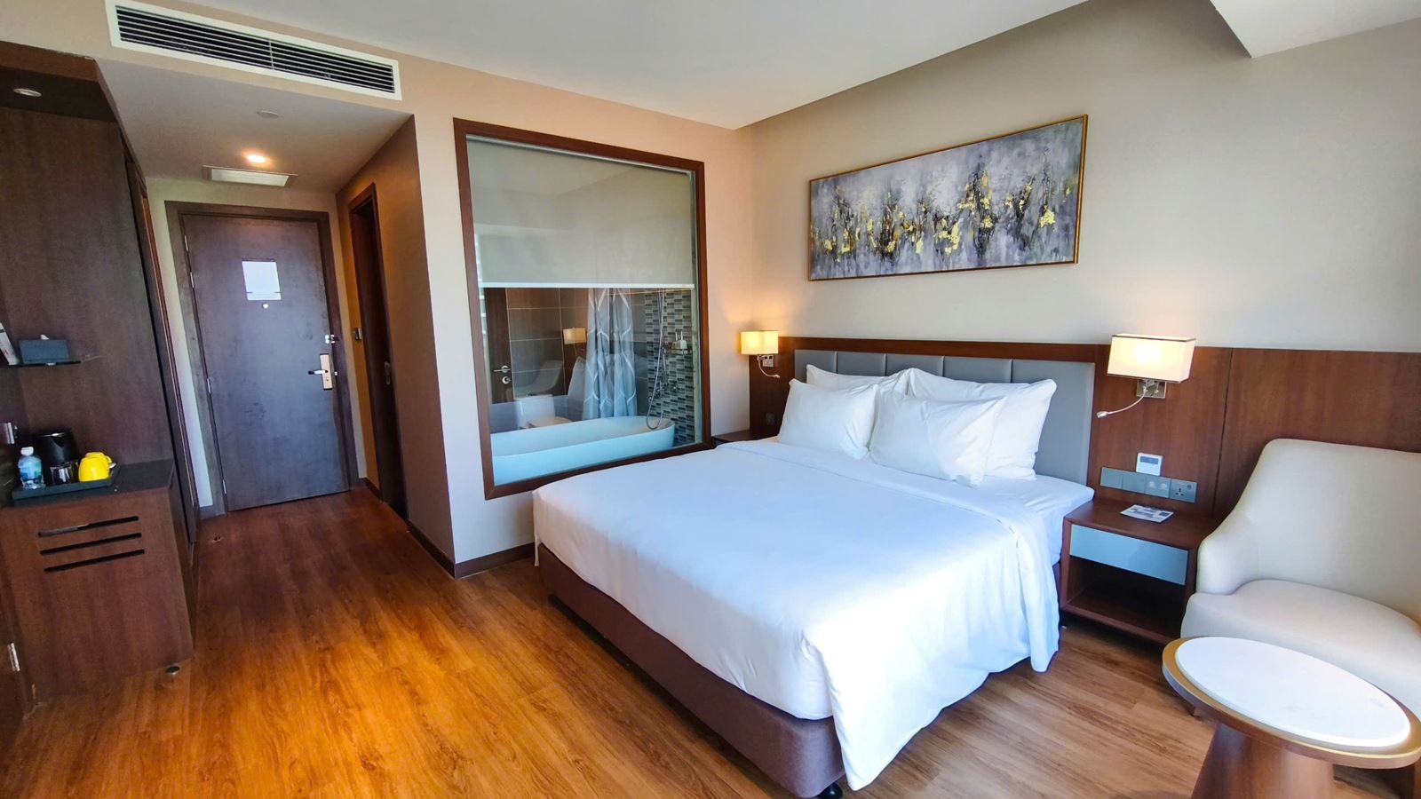 rooms-premier-deluxe-sea-view