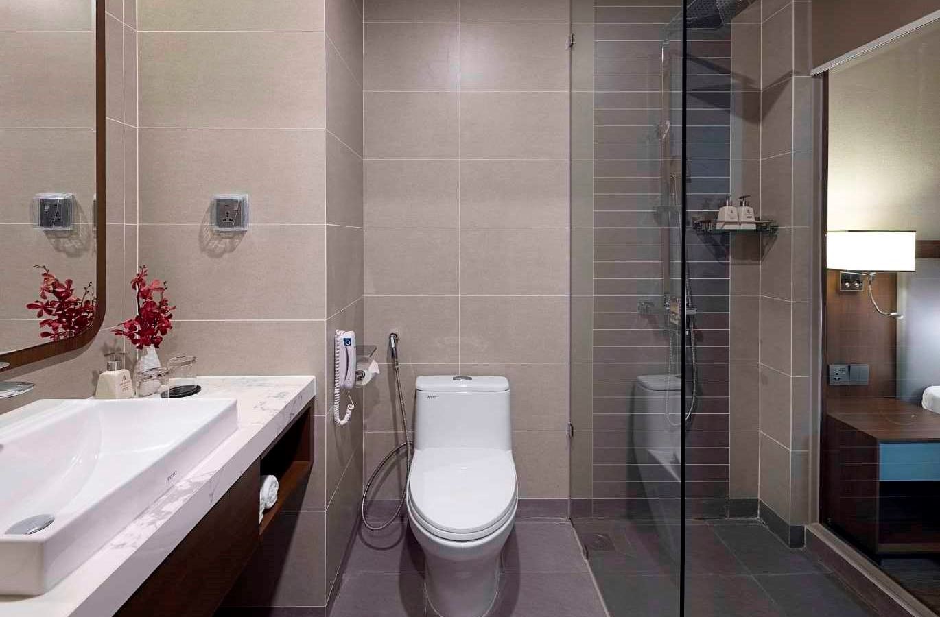 rooms-superior-city-view-with-balcony