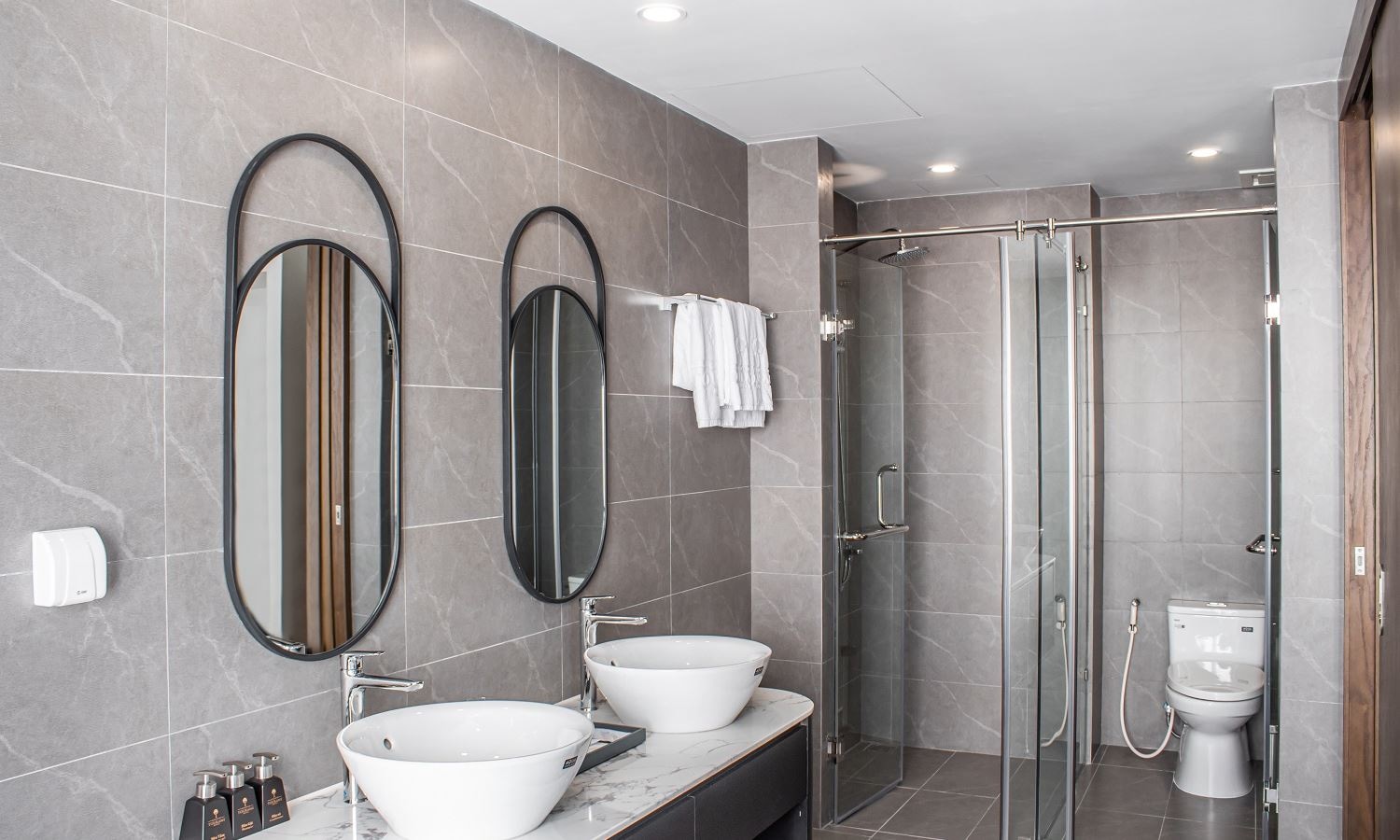 rooms-premier-partial-sea-view