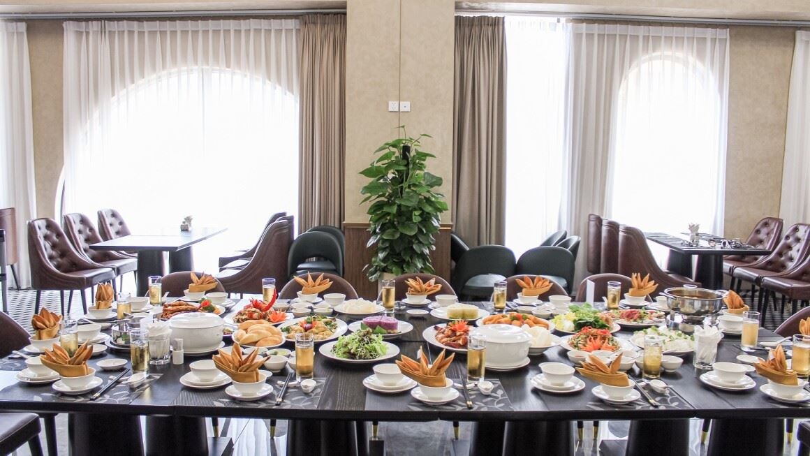 restaurants-monstera-restaurant