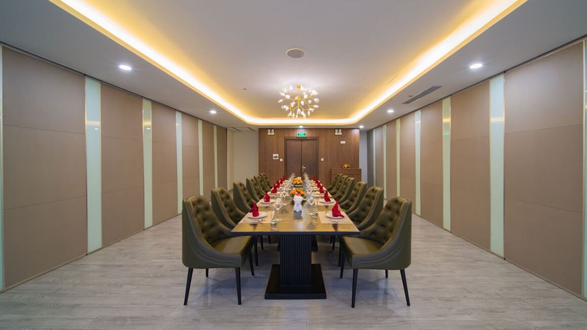 restaurants-monstera-restaurant