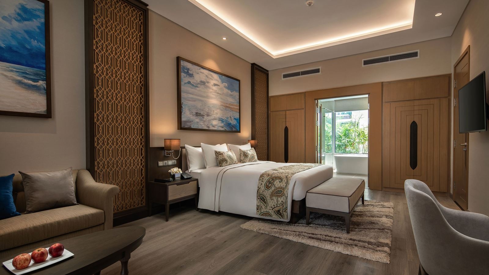 rooms-deluxe-with-corridor