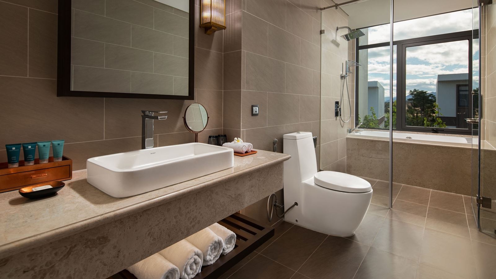 rooms-deluxe-with-corridor-child-without-extra-bed