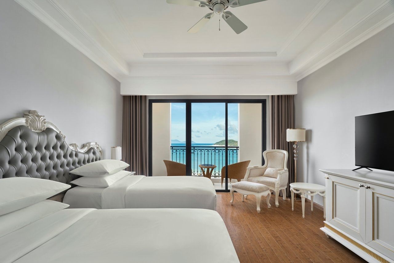 rooms-deluxe-kingtwin-ocean-view-child-without-extra-bed