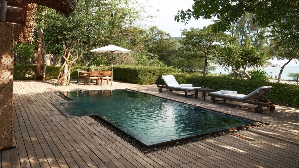 rooms-beach-pool-villa-two-bedrooms