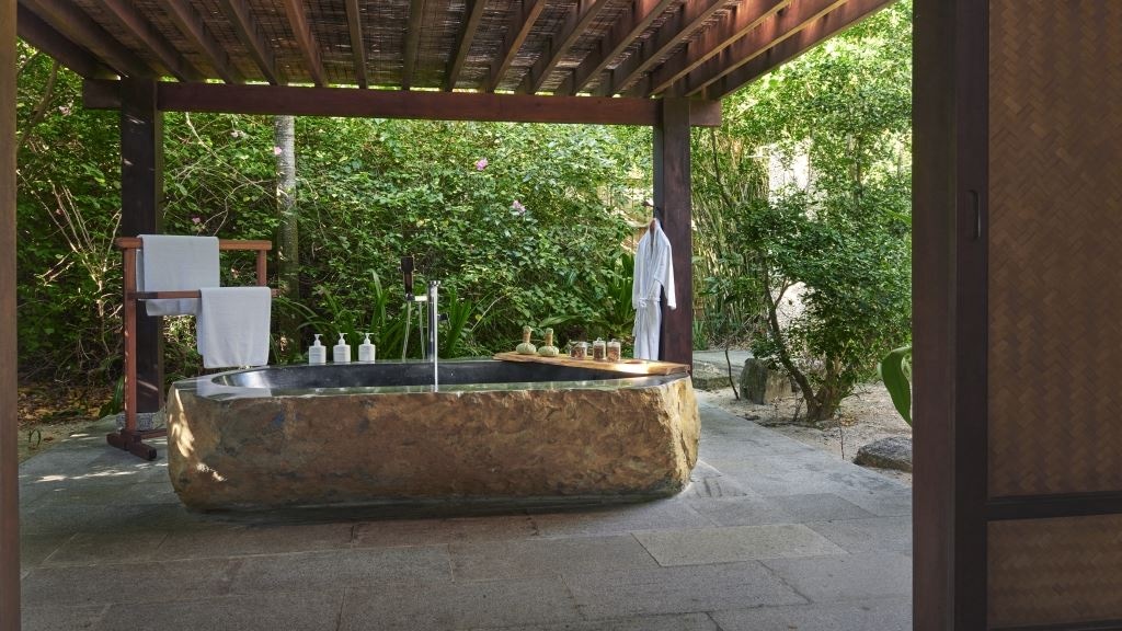 rooms-grand-lagoon-pool-villa-two-bedrooms