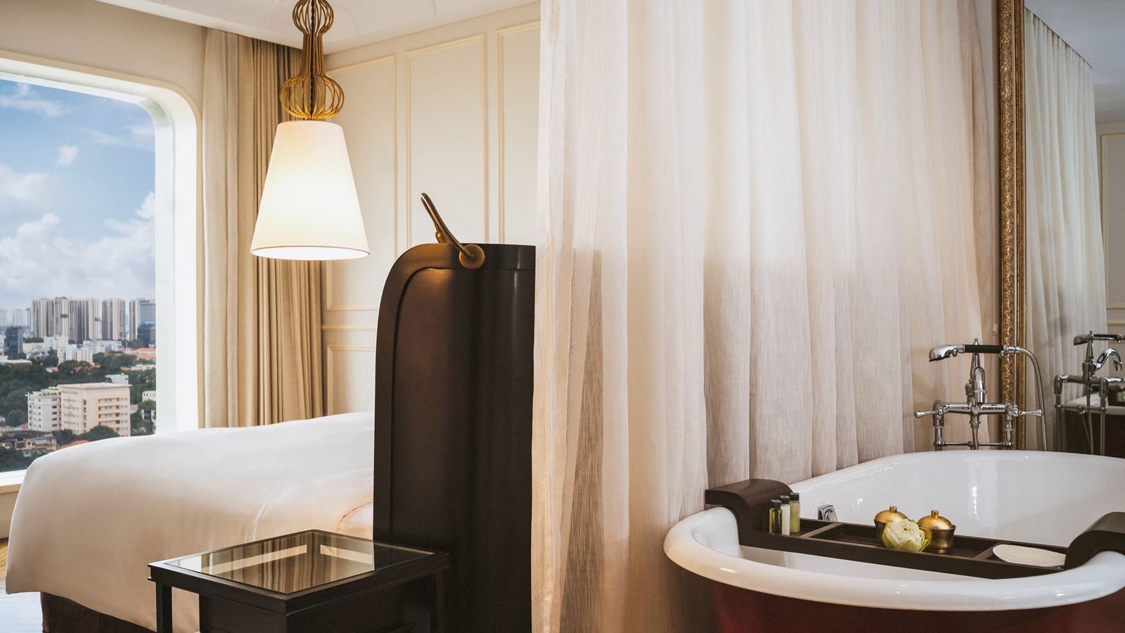 rooms-sky-executive-grand-deluxe