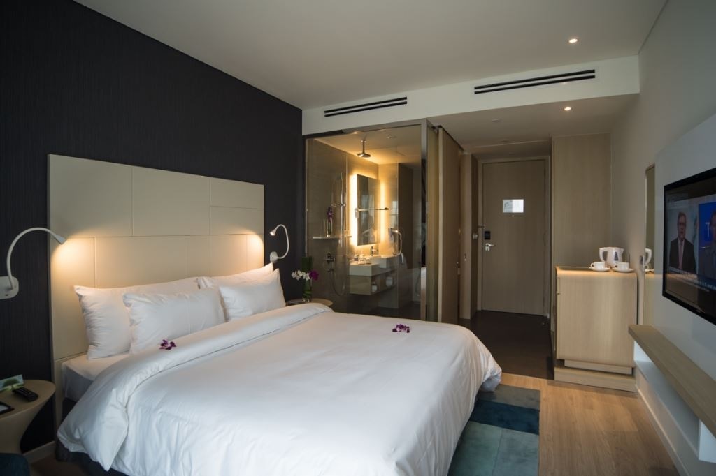 rooms-deluxe-room