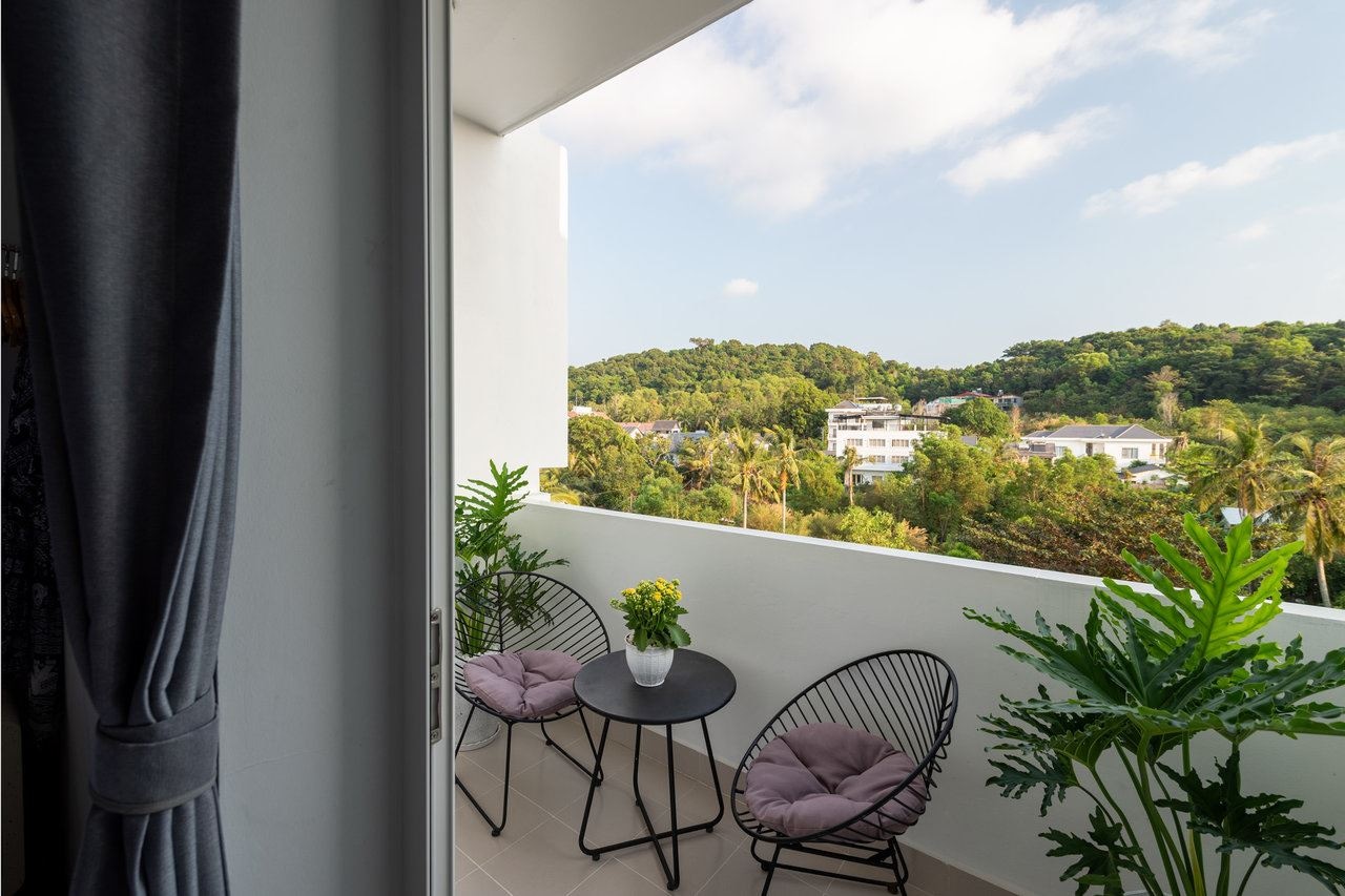 rooms-deluxe-with-balcony-child-without-extra-bed