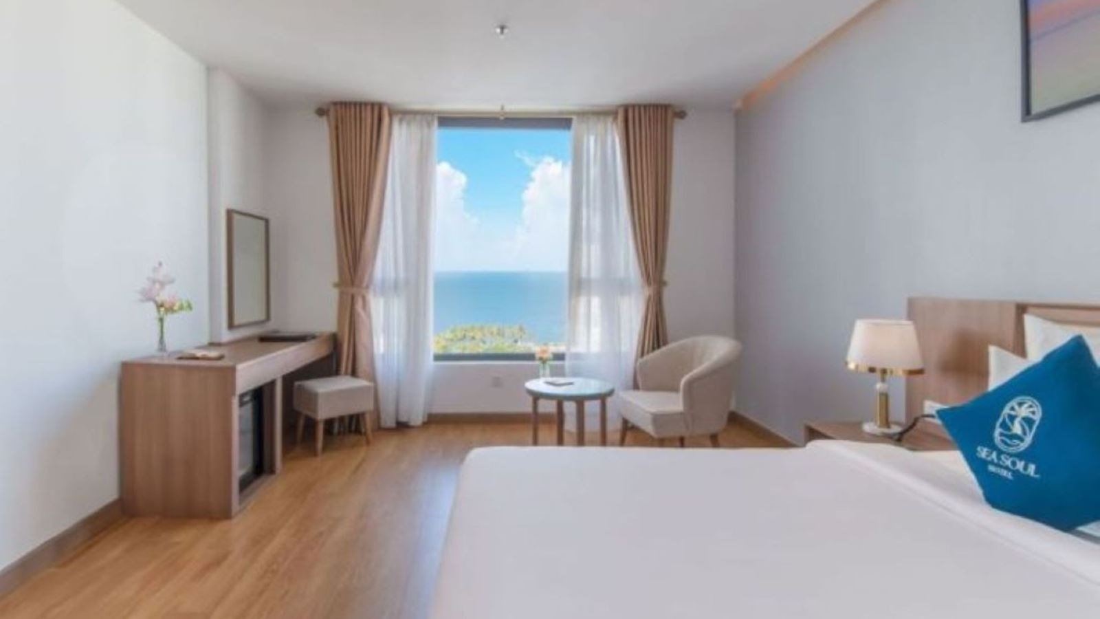 rooms-premier-double-sea-view