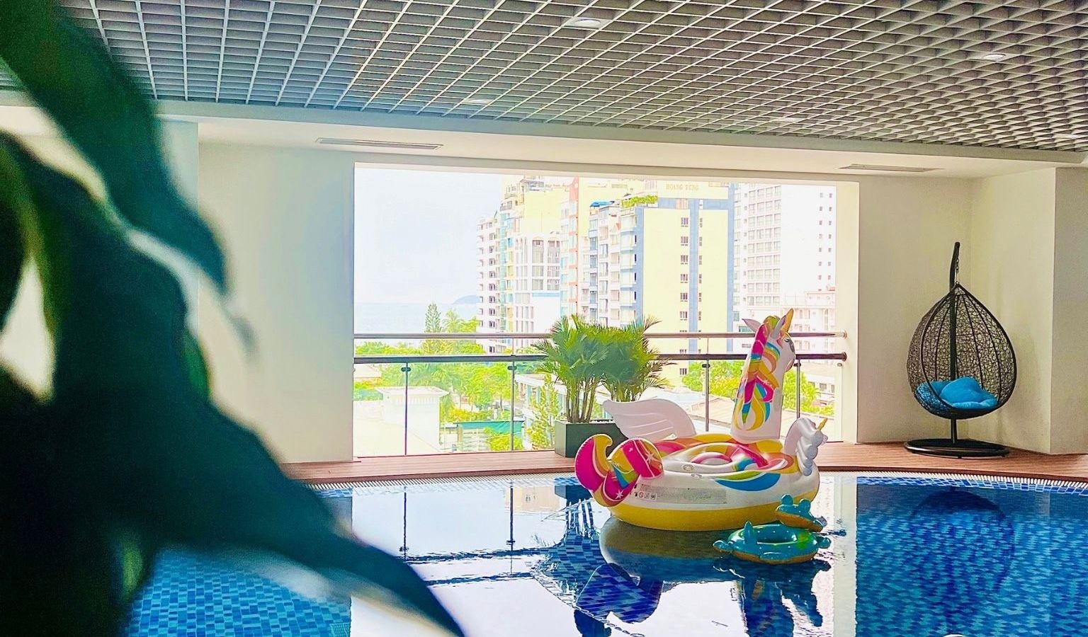 pools-outdoor--indoor-pool