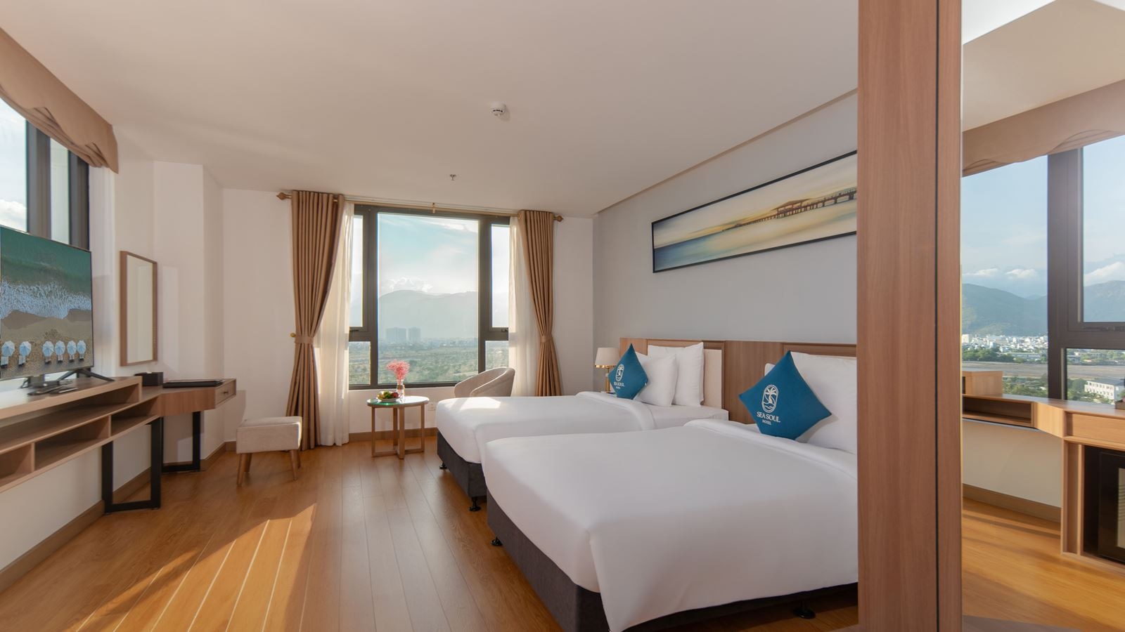 rooms-deluxe-city-view-child-without-extra-bed