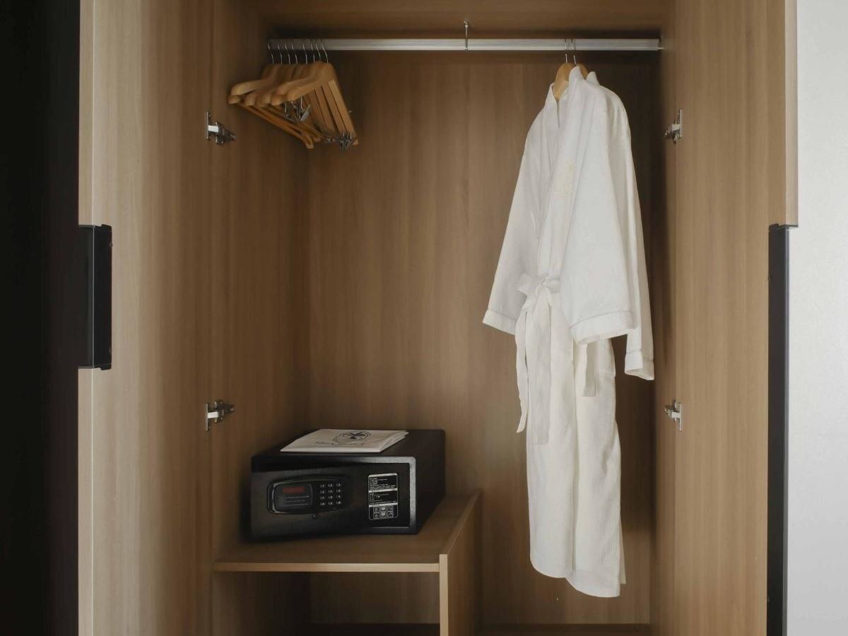 rooms-premier-twin-sea-view