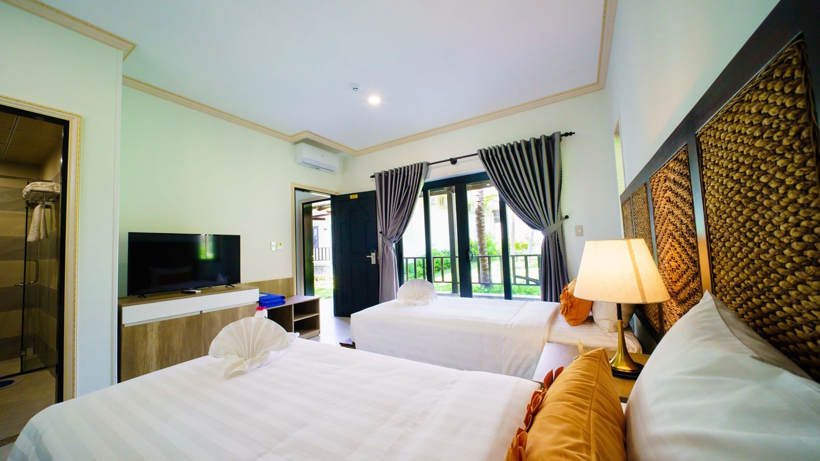 rooms-villa-2bedroom-with-ocean-view