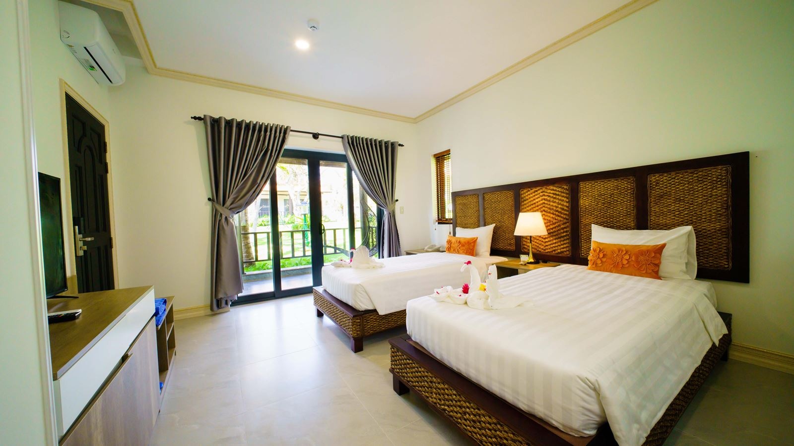 rooms-villa-2bedroom-with-ocean-view