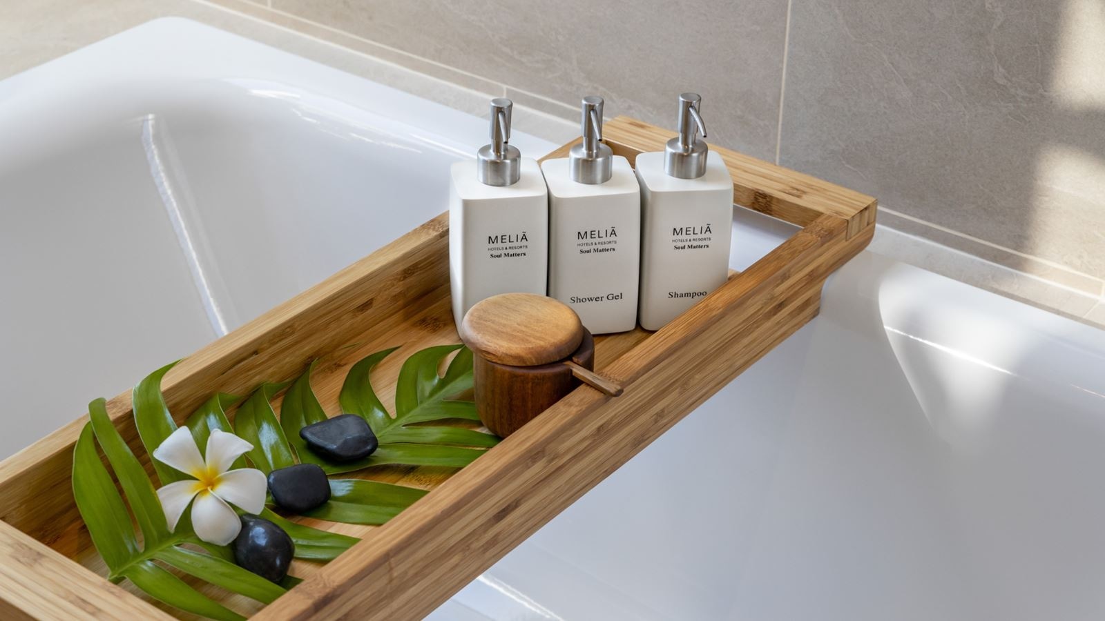 rooms-the-level-2bedroom-oceanfront-pool-villa