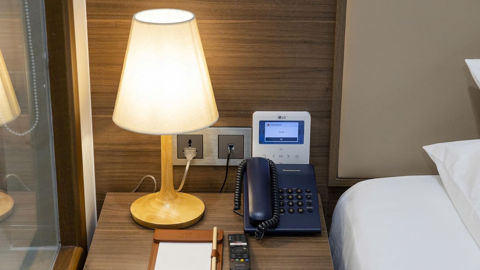 rooms-senior-deluxe-sea-view