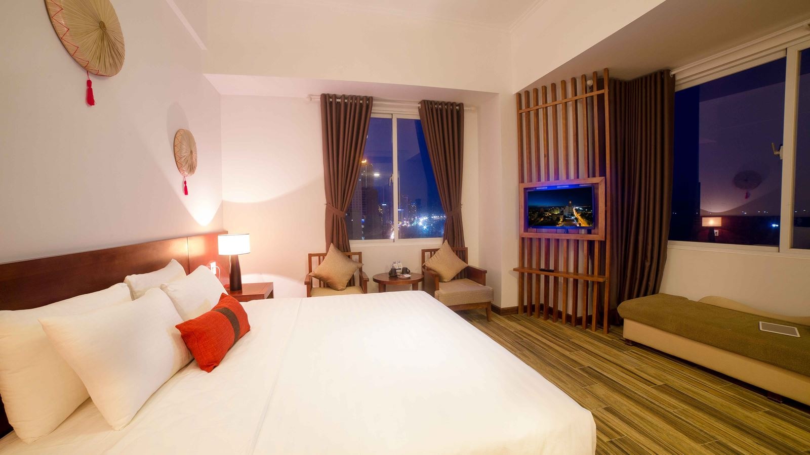 rooms-suite-sea-view-balcony