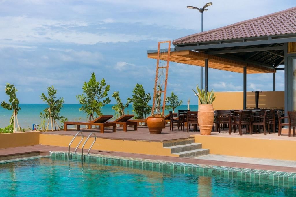 restaurants-pandora-ocean-breeze