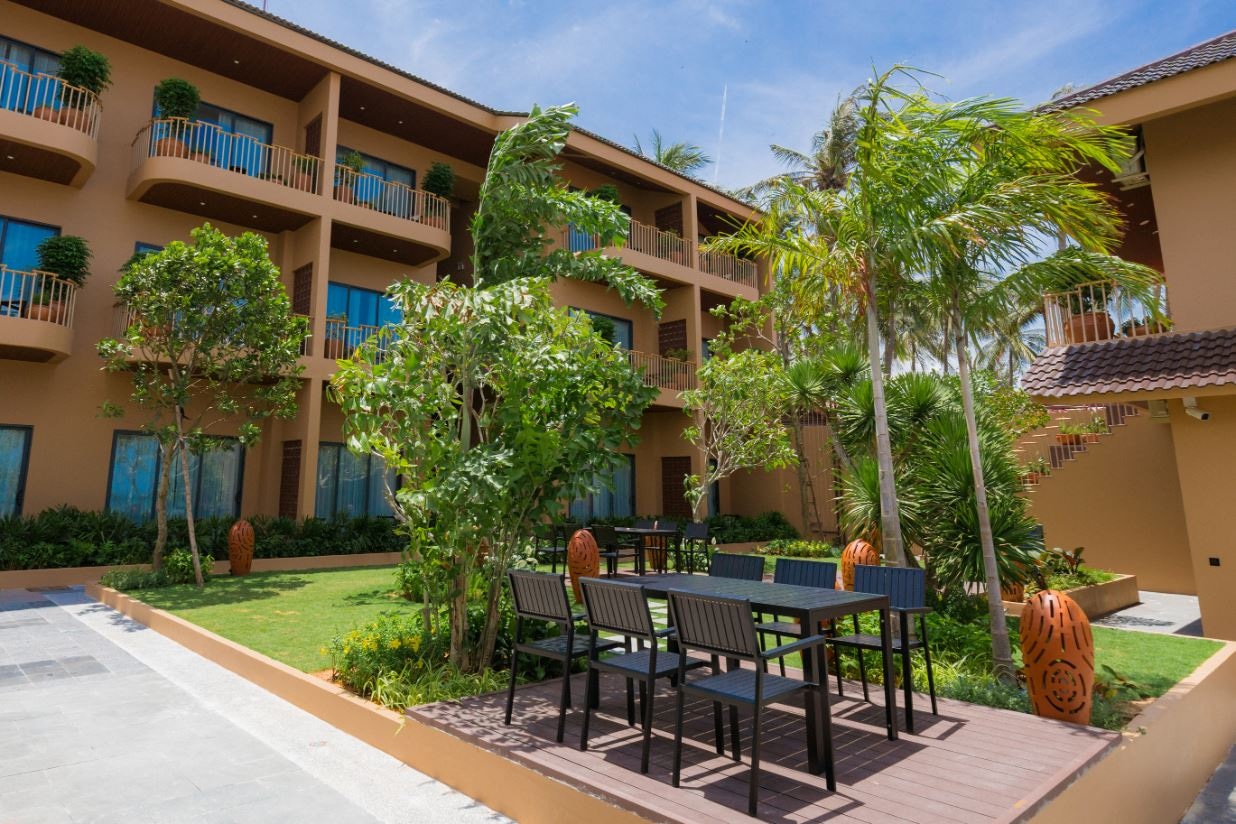 general-main-building