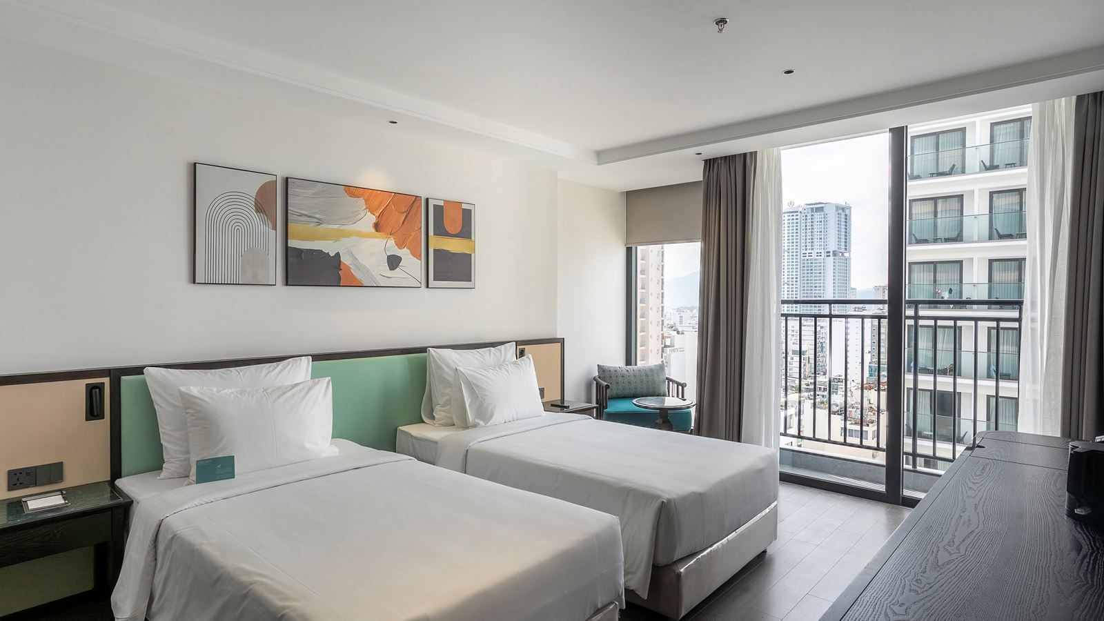 rooms-senior-deluxe-child-without-extra-bed