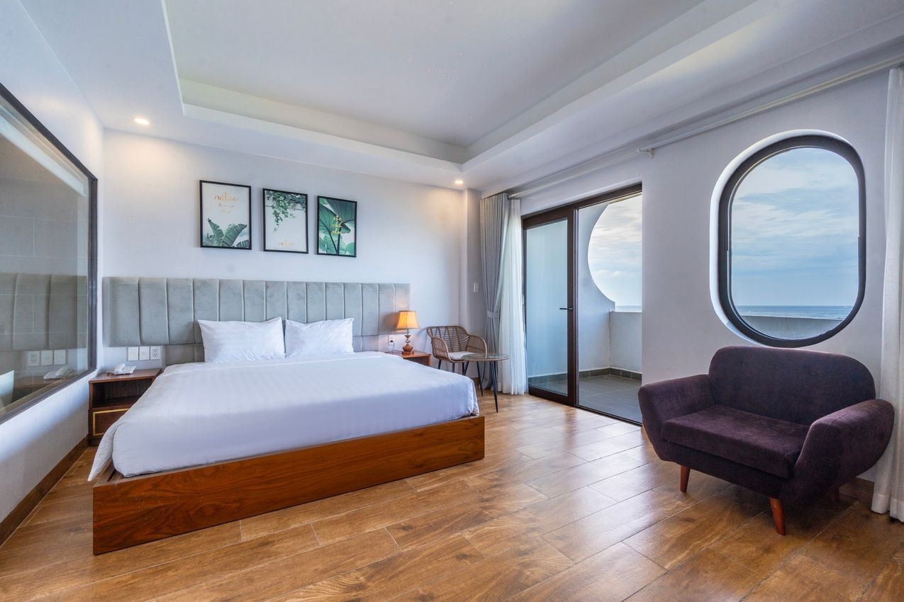 rooms-suite-oceanfront