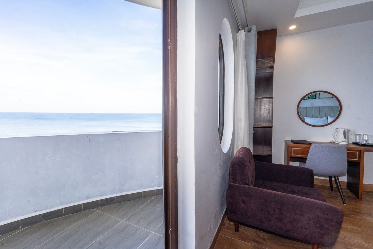 rooms-suite-oceanfront
