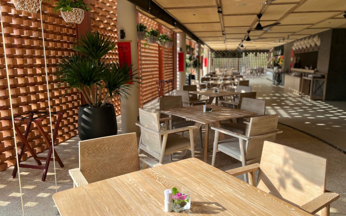 restaurants-main-restaurant