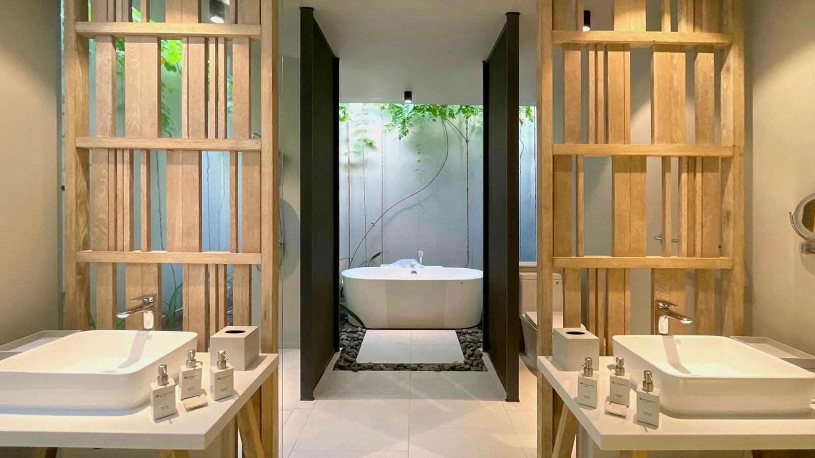 rooms-2bedroom-pool-villa-no-extra-bed